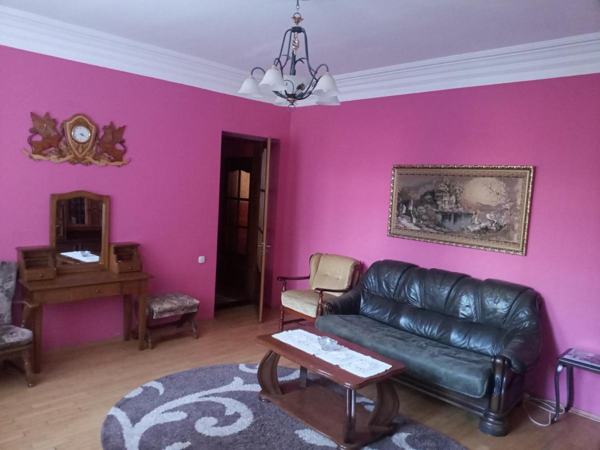 Knaus Apartments Chernivtsi Exterior foto